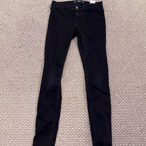 black skinny jeans from hollister